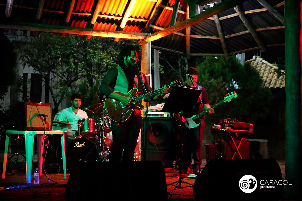 Show ao vivo na Praça Central durante o ItiraRock 2016